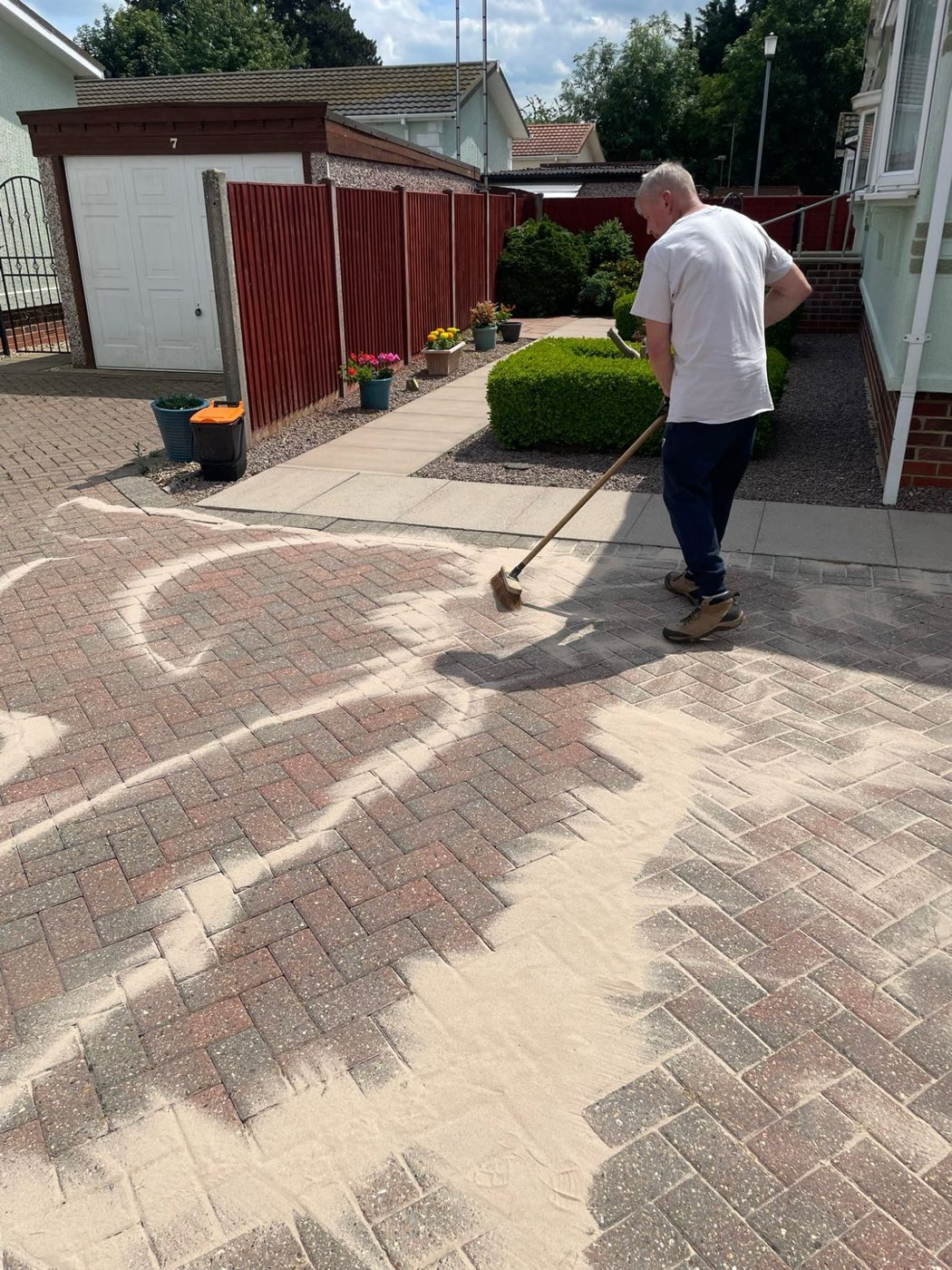 Does pressure washing damage block paving?